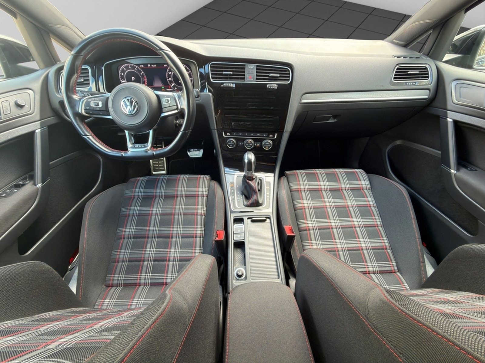Volkswagen Golf VII Lim. GTI DSG AHK ACC NAVI LED PANO foto 19