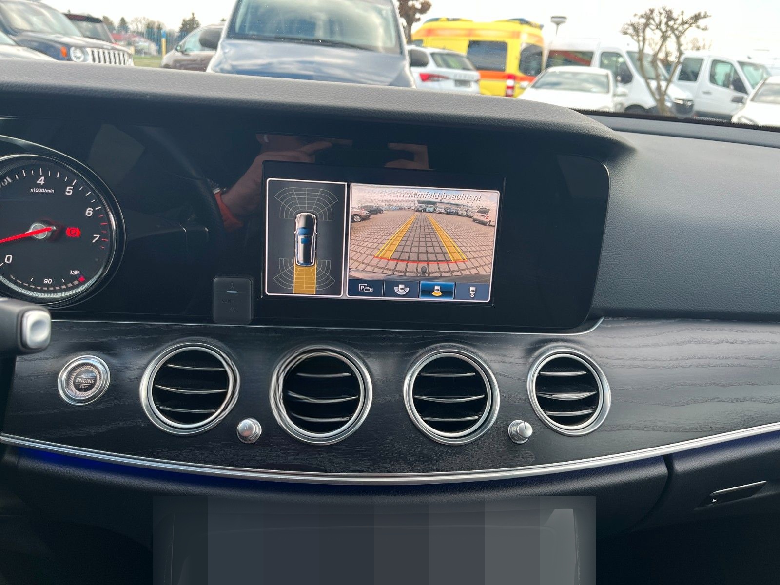 Mercedes-Benz E 200 T Avantgarde Multibeam|AHK|RFK|Park. foto 22