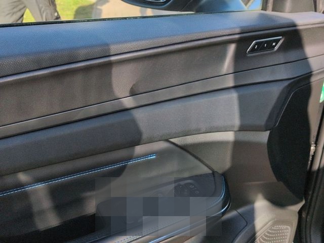 Lynk&Co 01 PHEV+360+LED+Panorama+ACC+BLIS+ foto 8