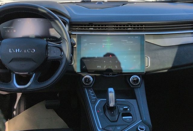 Lynk&Co 01 PHEV+360+LED+Panorama+ACC+BLIS+ foto 10