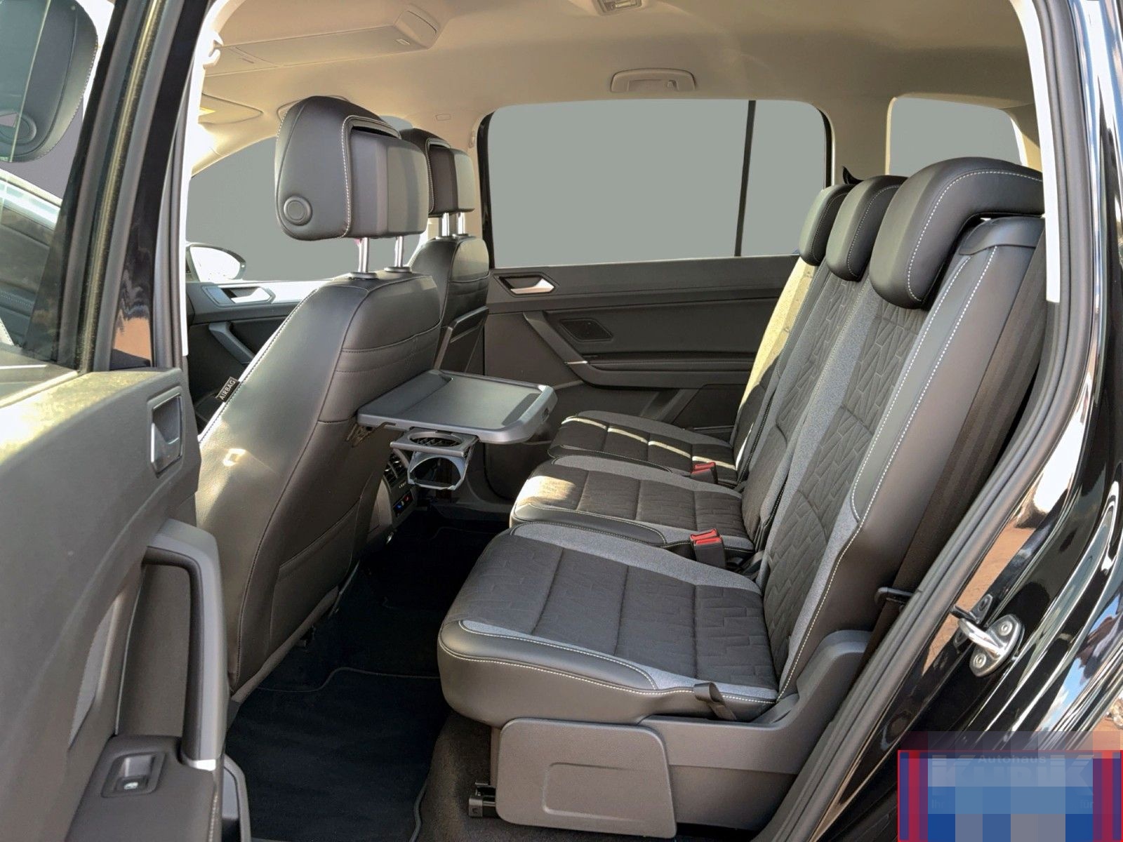 Volkswagen Touran 1.5 TSI R-Line DSG+IQ.Light+AssistPaket+ foto 15