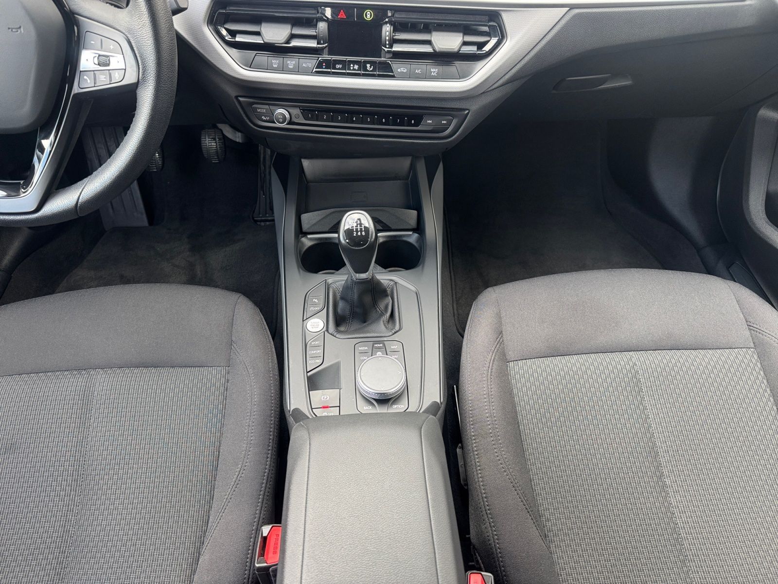 BMW 118 1er 118 d Advantage LED HUD ACC HiFi Busines foto 15