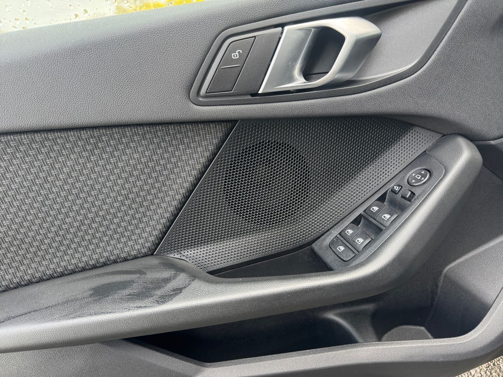 BMW 118 1er 118 d Advantage LED HUD ACC HiFi Busines foto 16