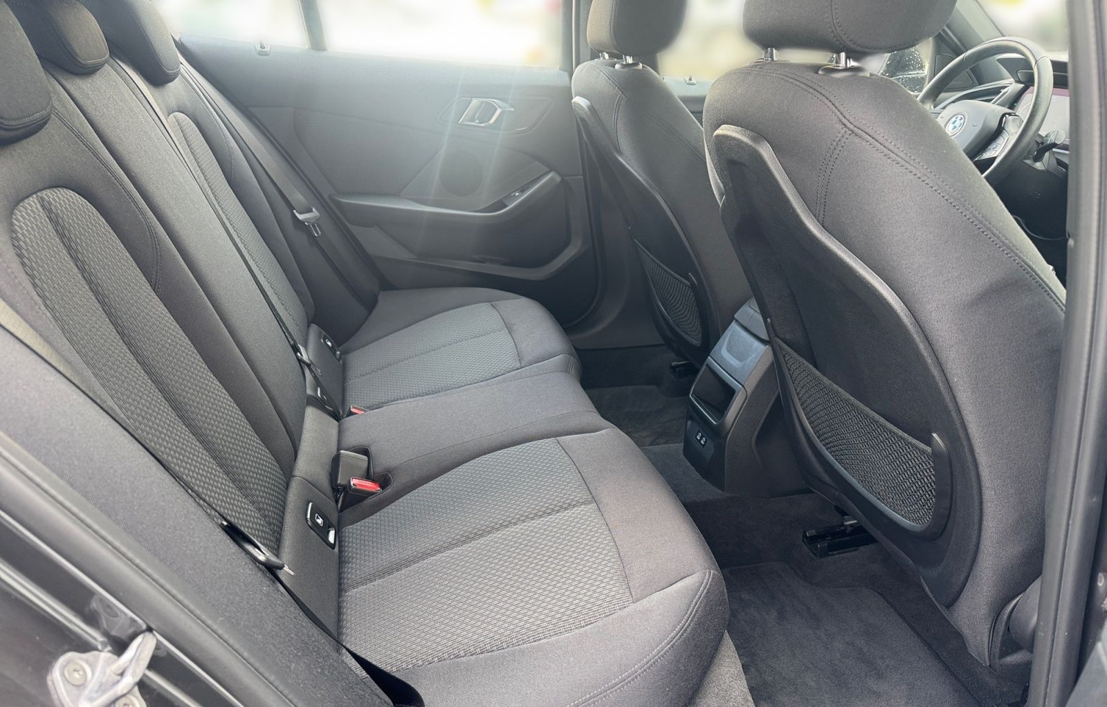 BMW 118 1er 118 d Advantage LED HUD ACC HiFi Busines foto 9