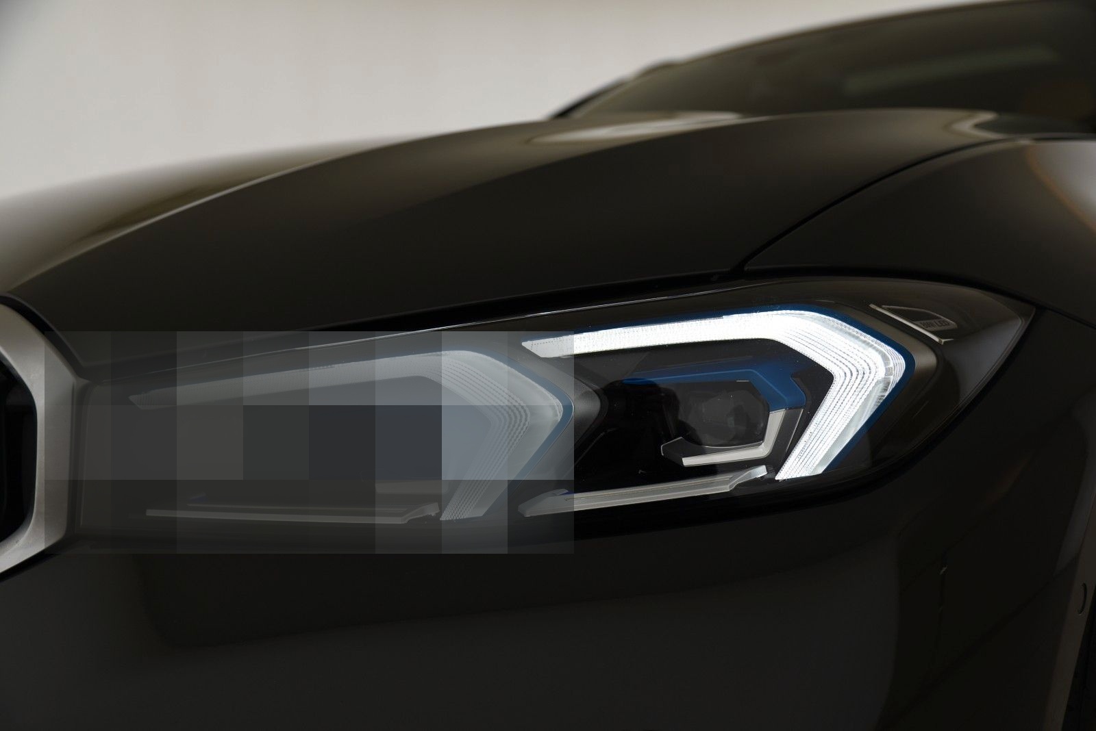BMW 320d Touring xDrive MSport ACC Pano HUD AHK H&K foto 24