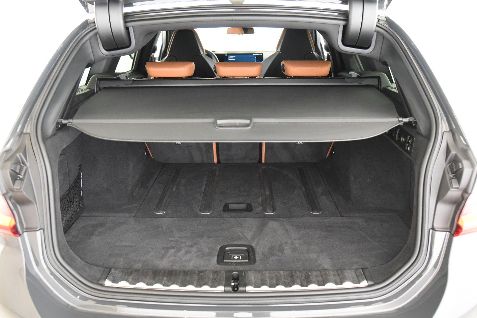 BMW 320d Touring xDrive MSport ACC Pano HUD AHK H&K foto 7