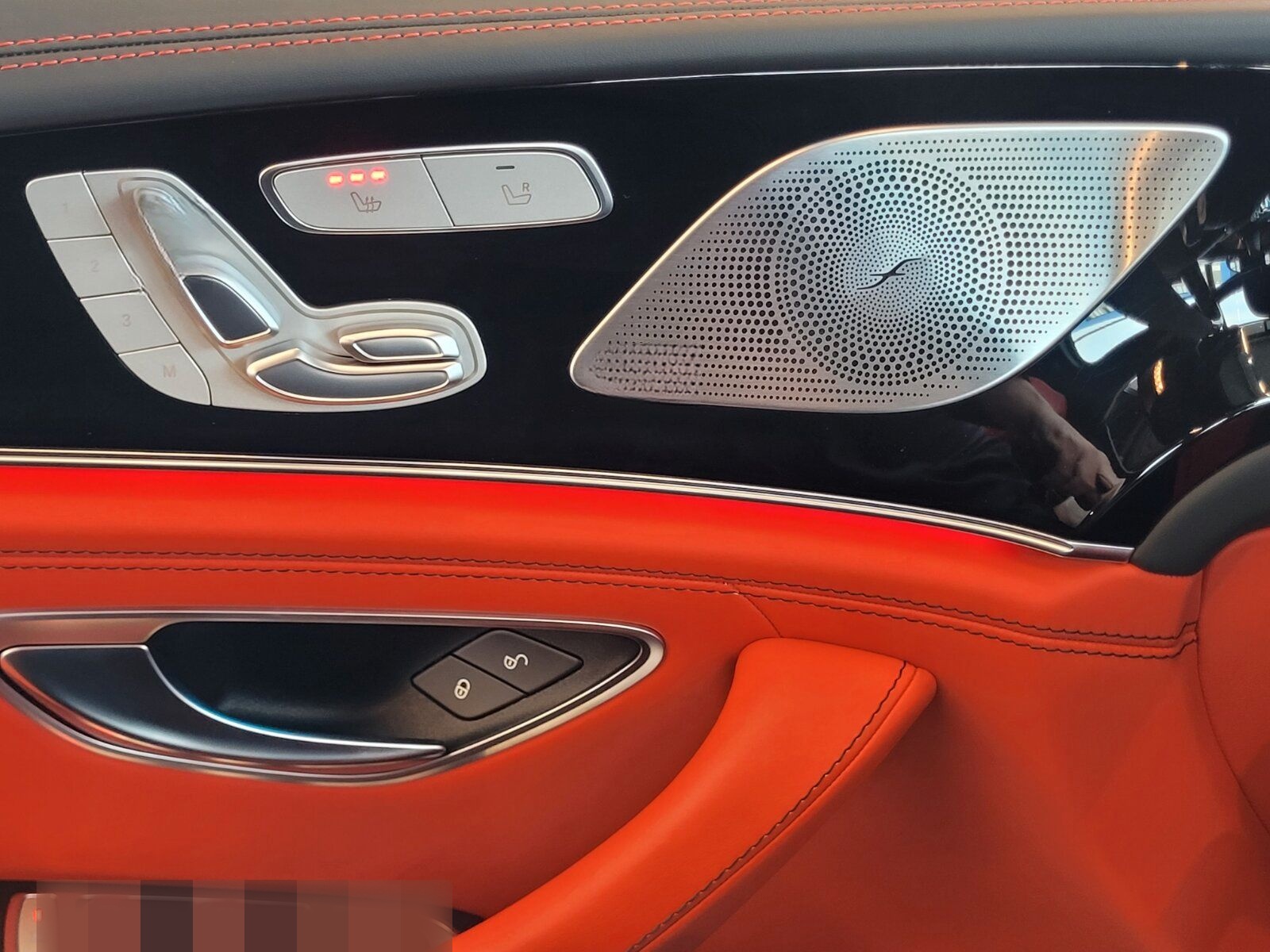 Mercedes-Benz Mercedes-AMG GT 43 4MATIC+ BURMESTER 3D 21" AERO foto 25