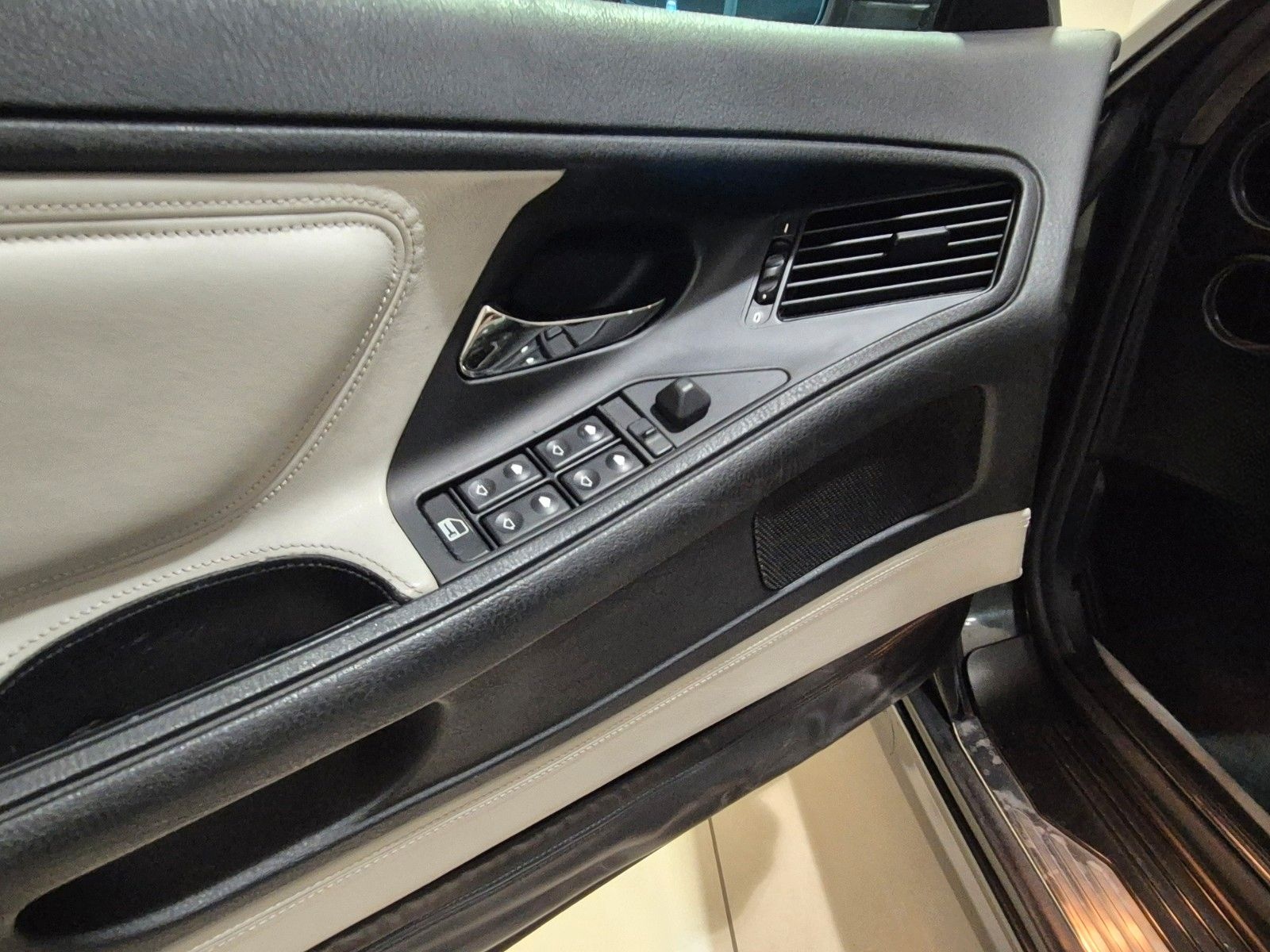 BMW 840Ci , Automatik,Leder Weiß,DE Fahrzeug Top foto 17