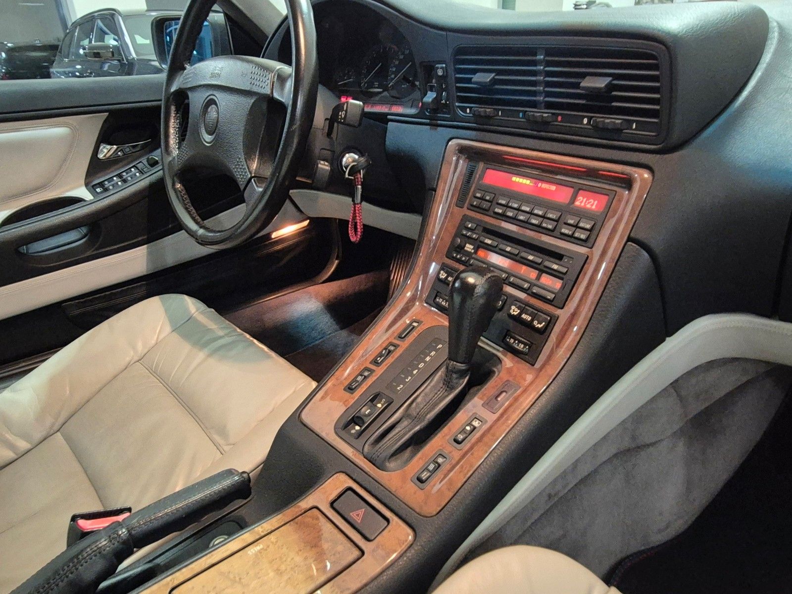 BMW 840Ci , Automatik,Leder Weiß,DE Fahrzeug Top foto 24