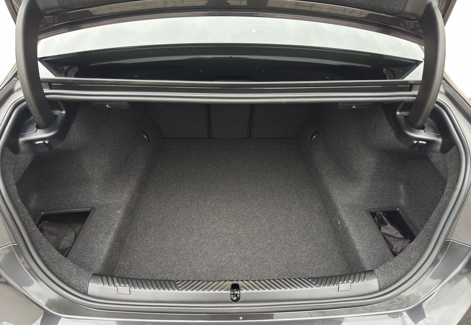 BMW 520d Lim M Sportpaket DrivAs+ ParkAs SHZ foto 13