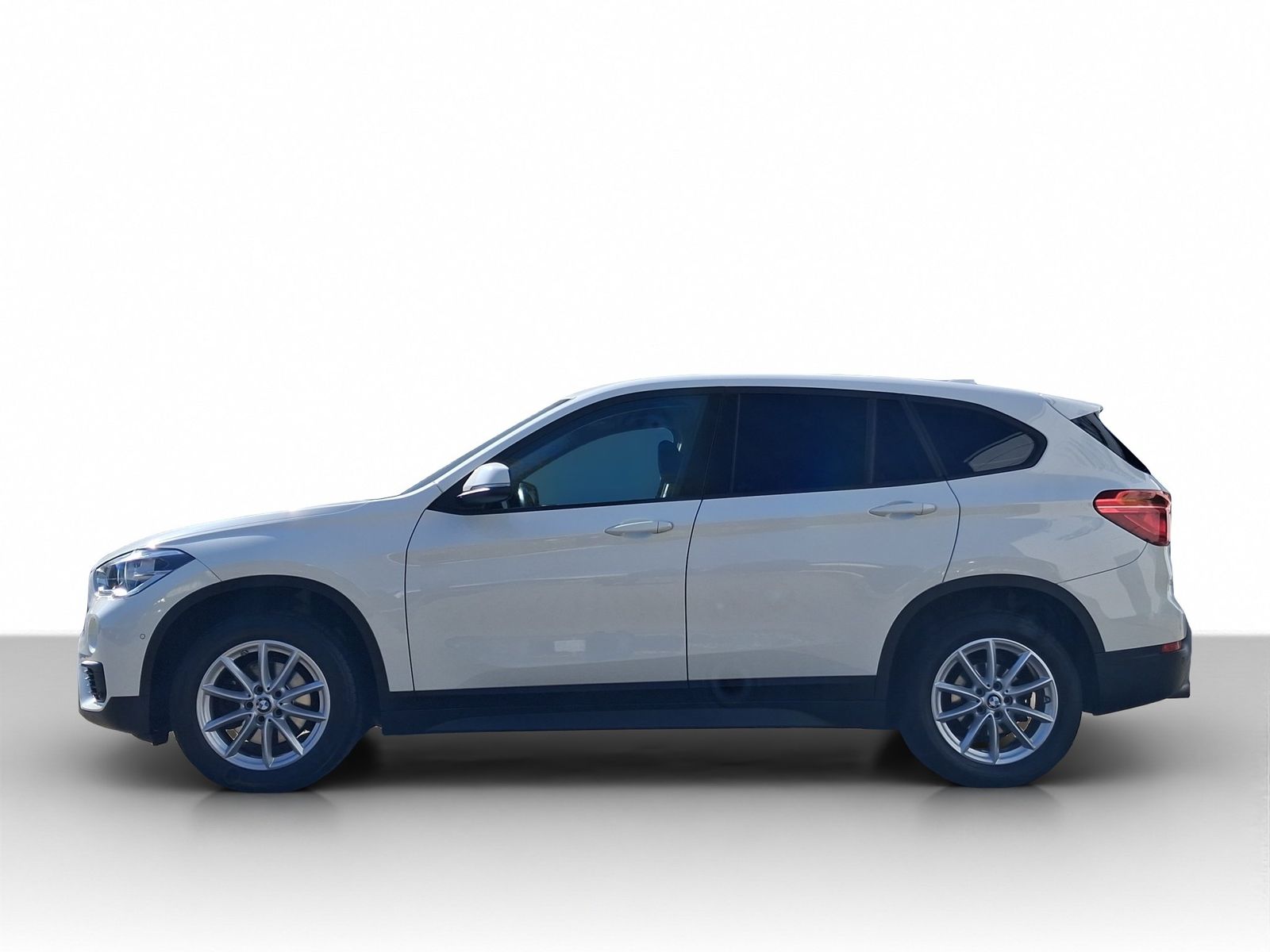 BMW X1 sDrive18i LED ParkAs SHZ RFK foto 16