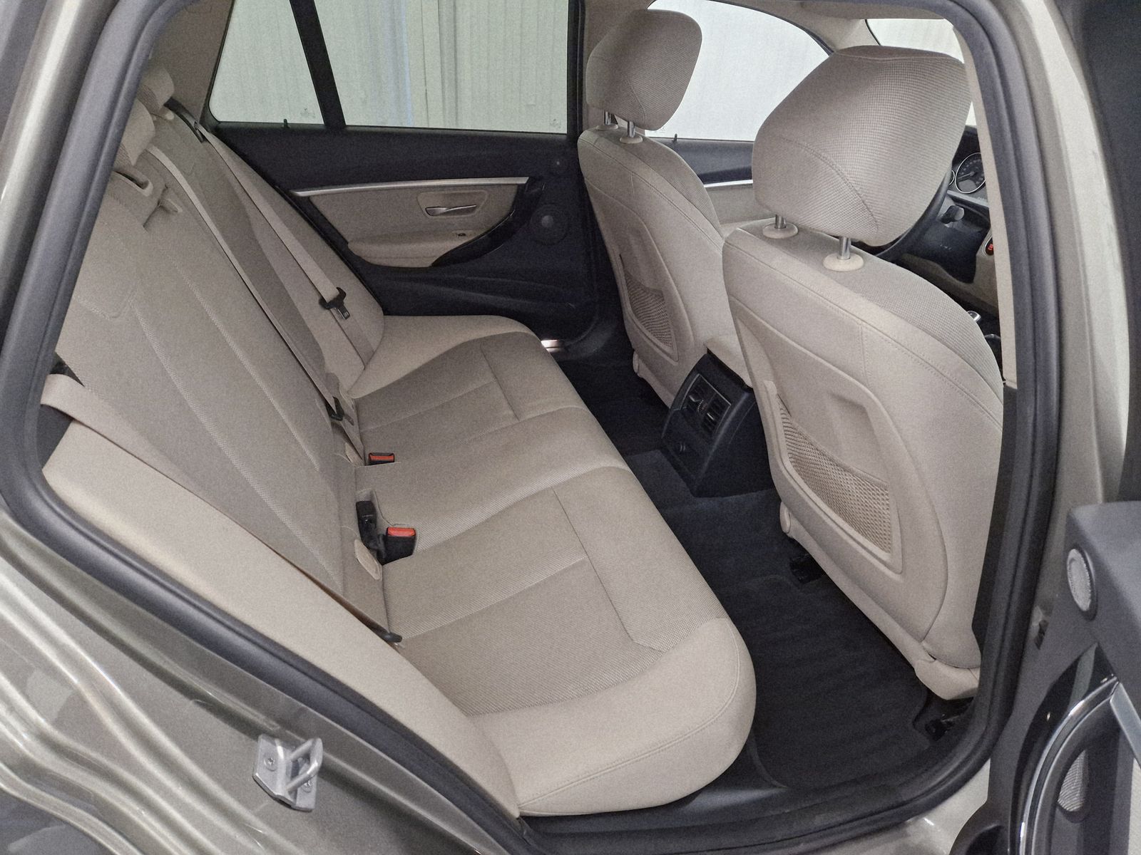 BMW 330 i xDrive Tour. Sport Line, 19 Zoll, AHK  foto 16