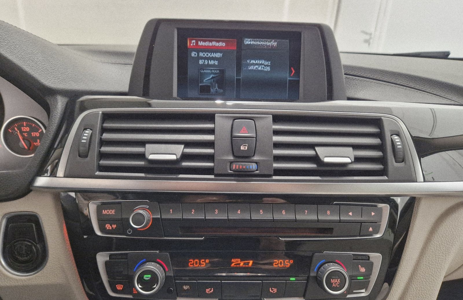 BMW 330 i xDrive Tour. Sport Line, 19 Zoll, AHK  foto 19