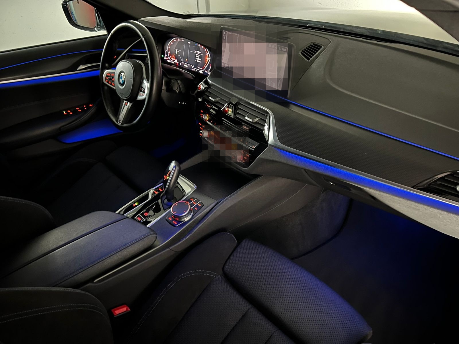 BMW 520 d xDrive M SPORT/STHZ/LED/ACC/AHK/AMBIENTE foto 2