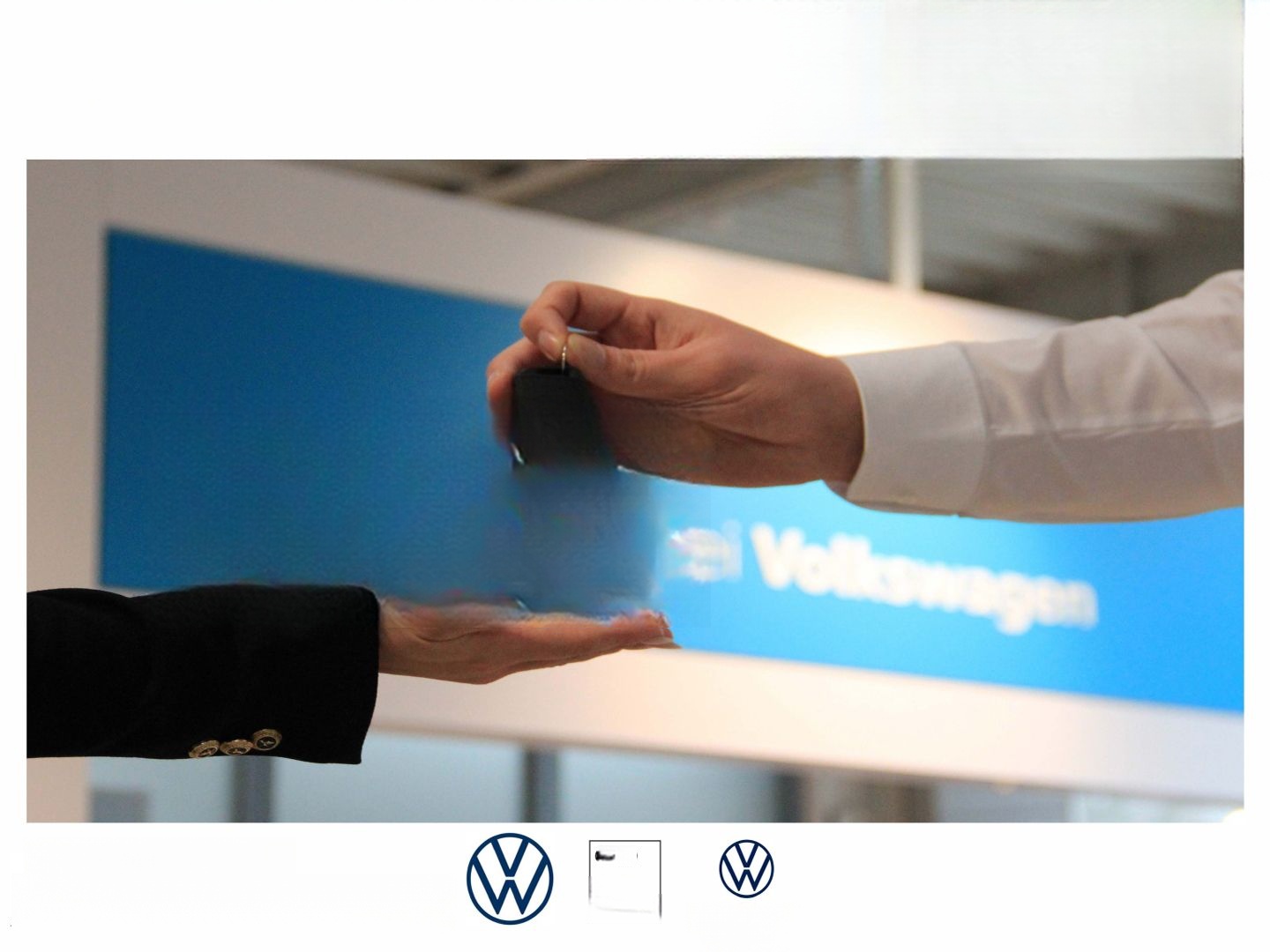 Volkswagen Touran 1.5 TSI R-Line AHK-el. klappb. Navi Digit foto 16