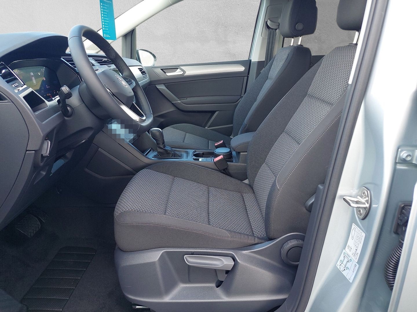 Volkswagen Touran 1.5 TSI R-Line AHK-el. klappb. Navi Digit foto 5