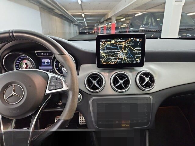 Mercedes-Benz Mercedes-AMG GLA 45 4M COMAND/Pano/Kamera/Driver foto 16