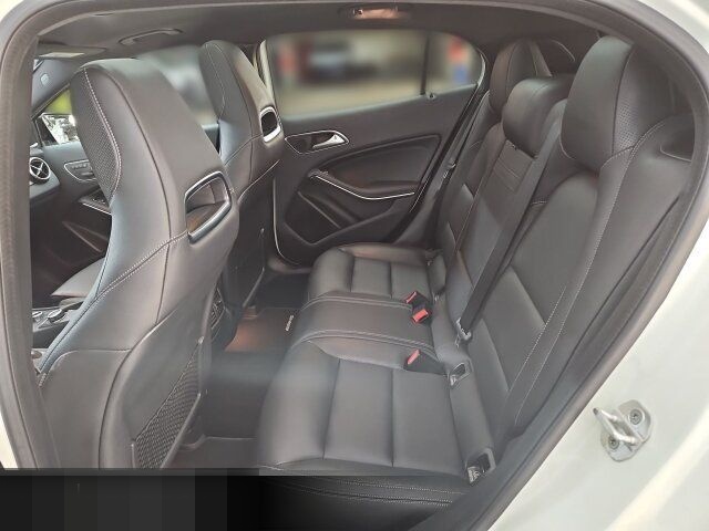 Mercedes-Benz Mercedes-AMG GLA 45 4M COMAND/Pano/Kamera/Driver foto 17