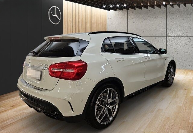 Mercedes-Benz Mercedes-AMG GLA 45 4M COMAND/Pano/Kamera/Driver foto 6