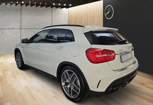 Mercedes-Benz Mercedes-AMG GLA 45 4M COMAND/Pano/Kamera/Driver foto 8