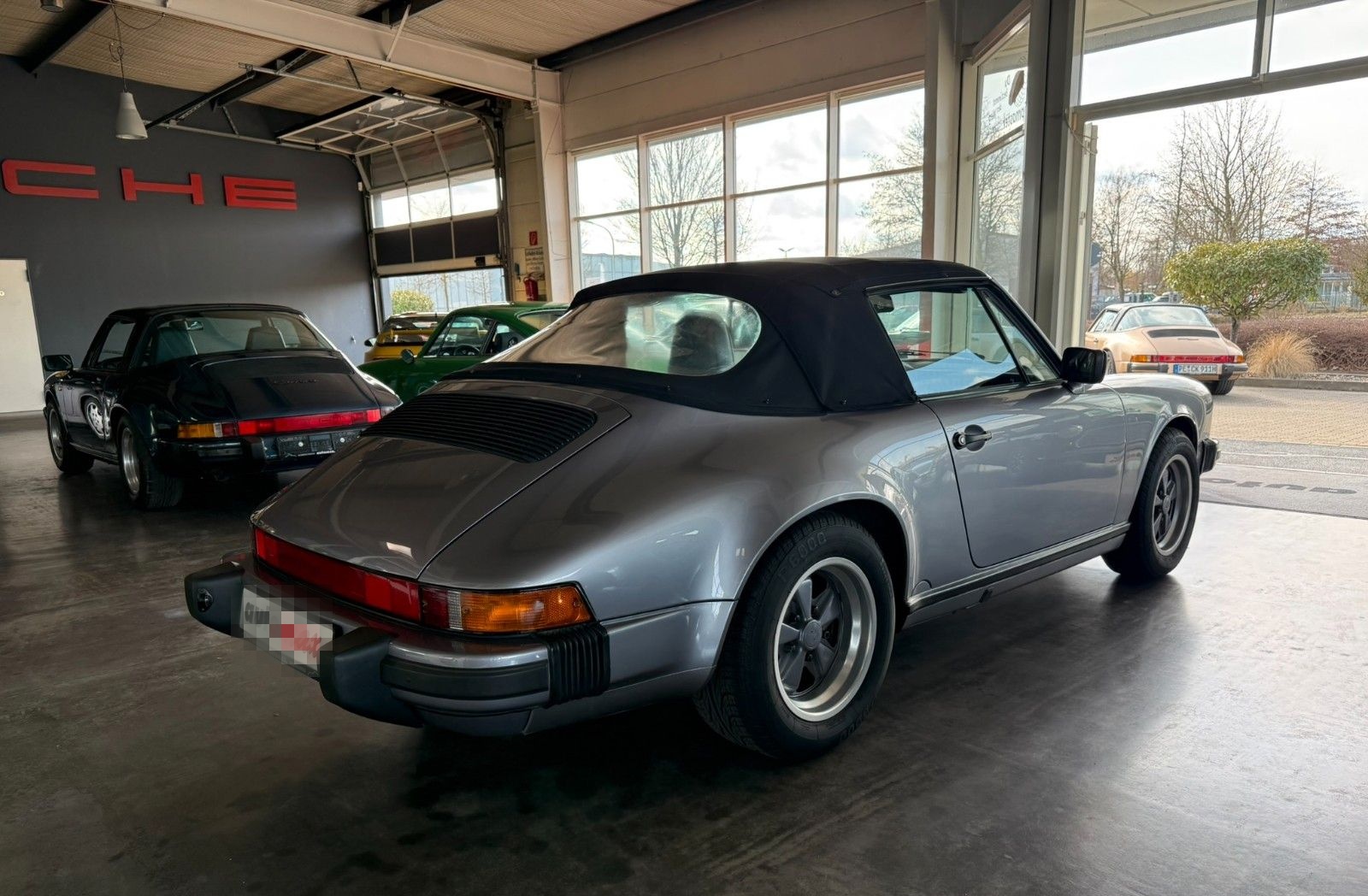 Porsche 911 Carrera 3.2 Cabriolet foto 4