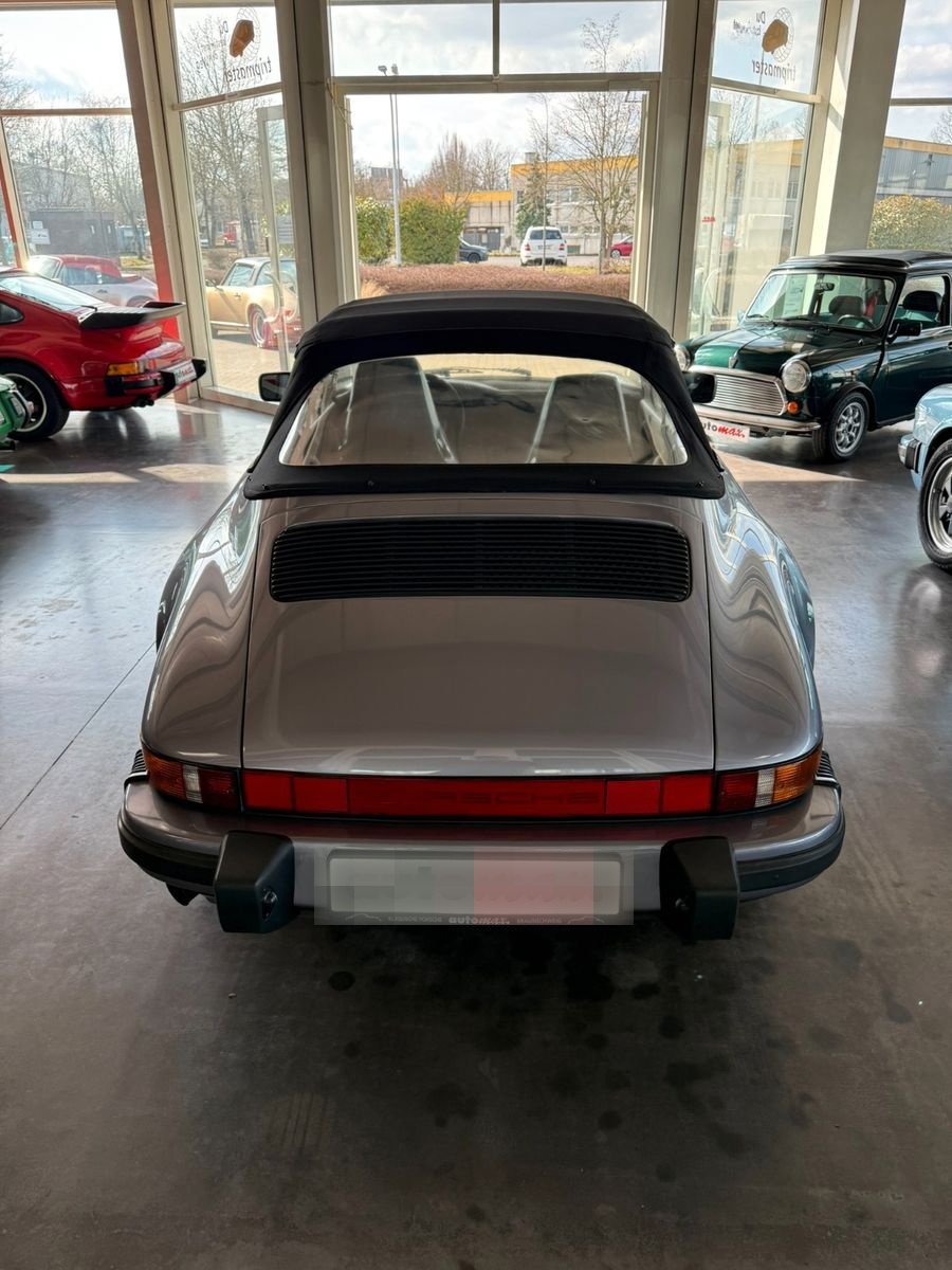 Porsche 911 Carrera 3.2 Cabriolet foto 7