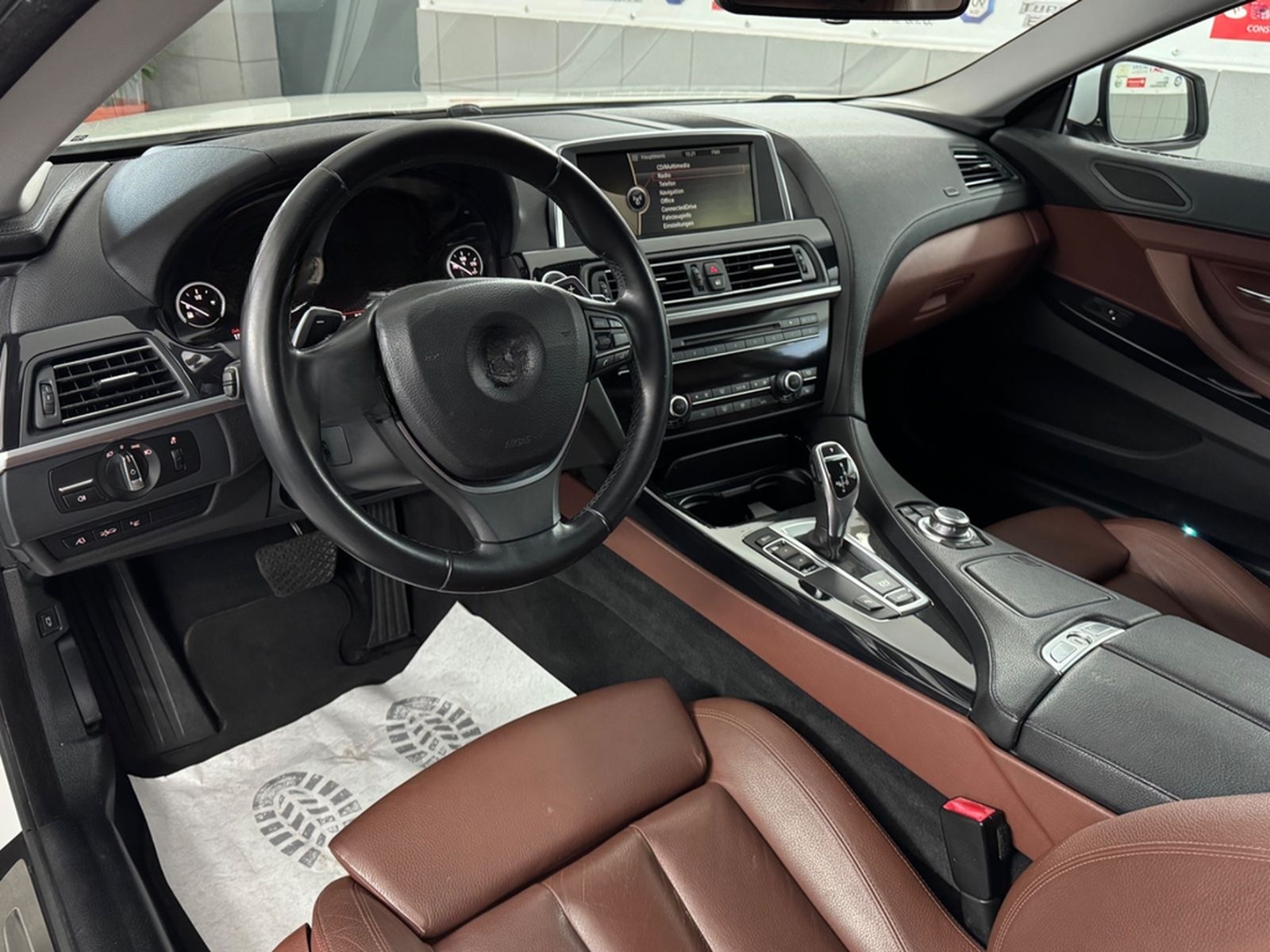 BMW 6 Coupe 640i*Head Up|Soft-Close|Panorama|Kamera* foto 10