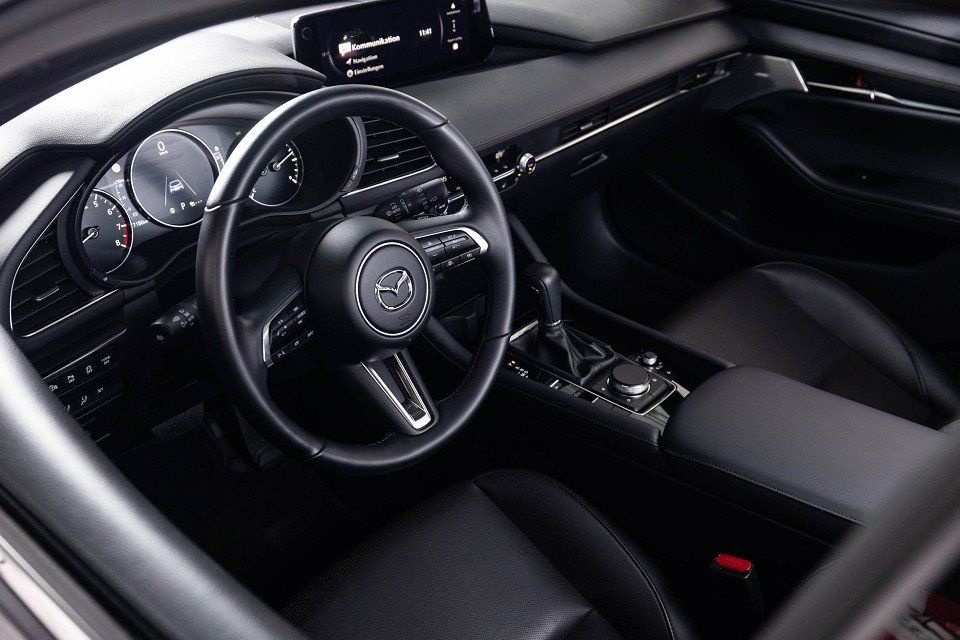 Mazda 3 X 2.0i 186PS A/T AWD EXCLUSIVE COMB DASO DESI  foto 9