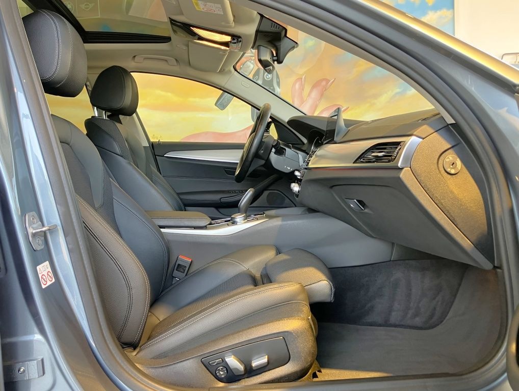 BMW 525d Tour SportLine PANO+ACC+KAM+AHK+HIFI+AL+MEM foto 5