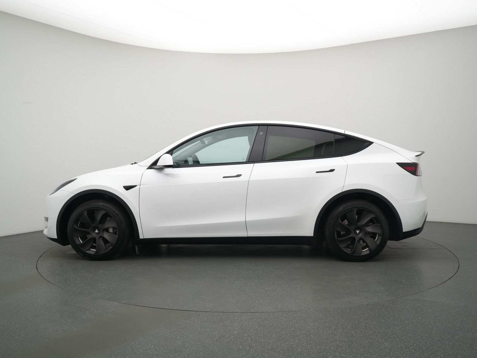 Tesla Model Y ACC KAM NAVI LED PANO SHZ LEDER foto 17