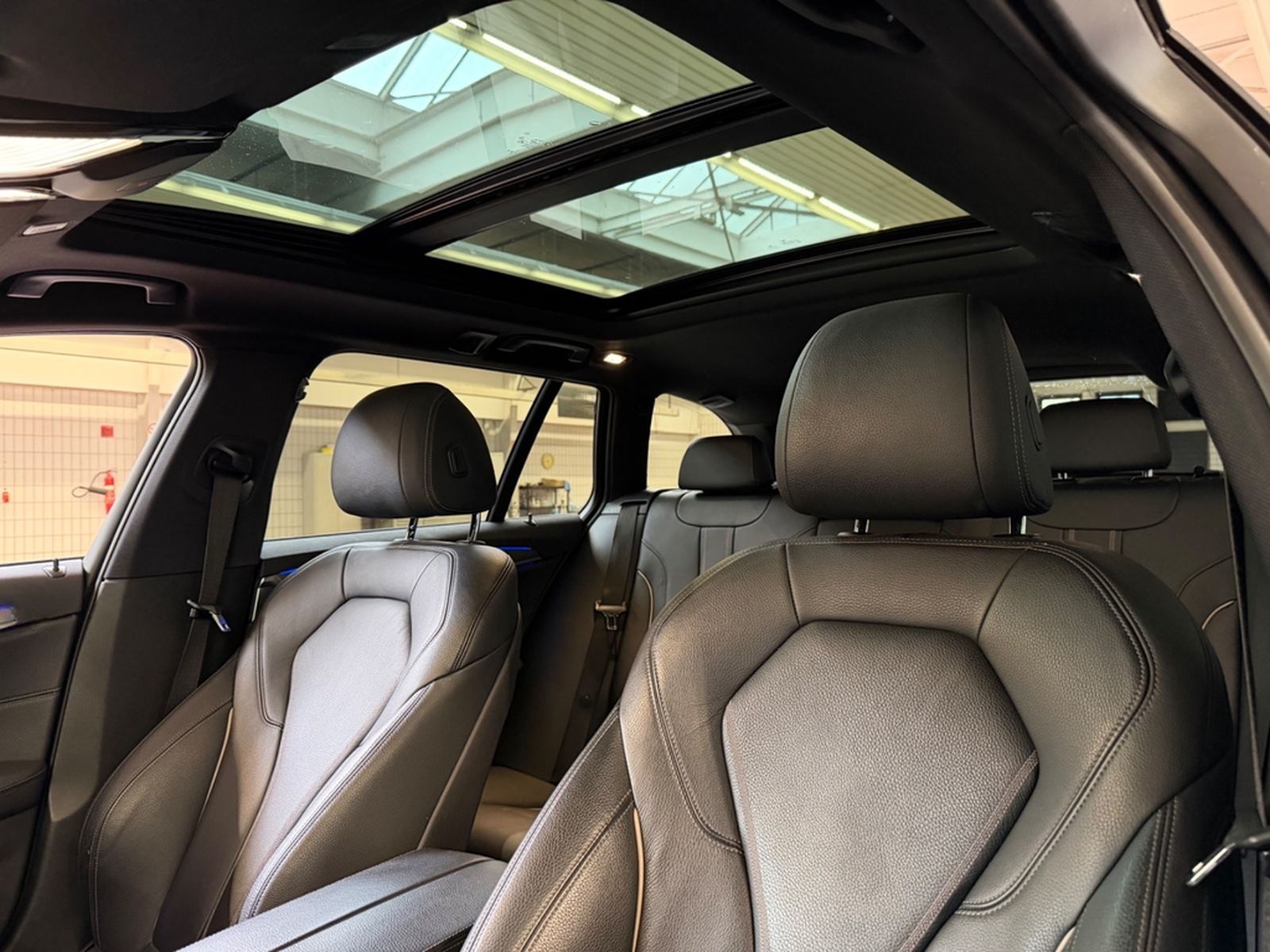 BMW 530d xDrive Touring A - foto 11