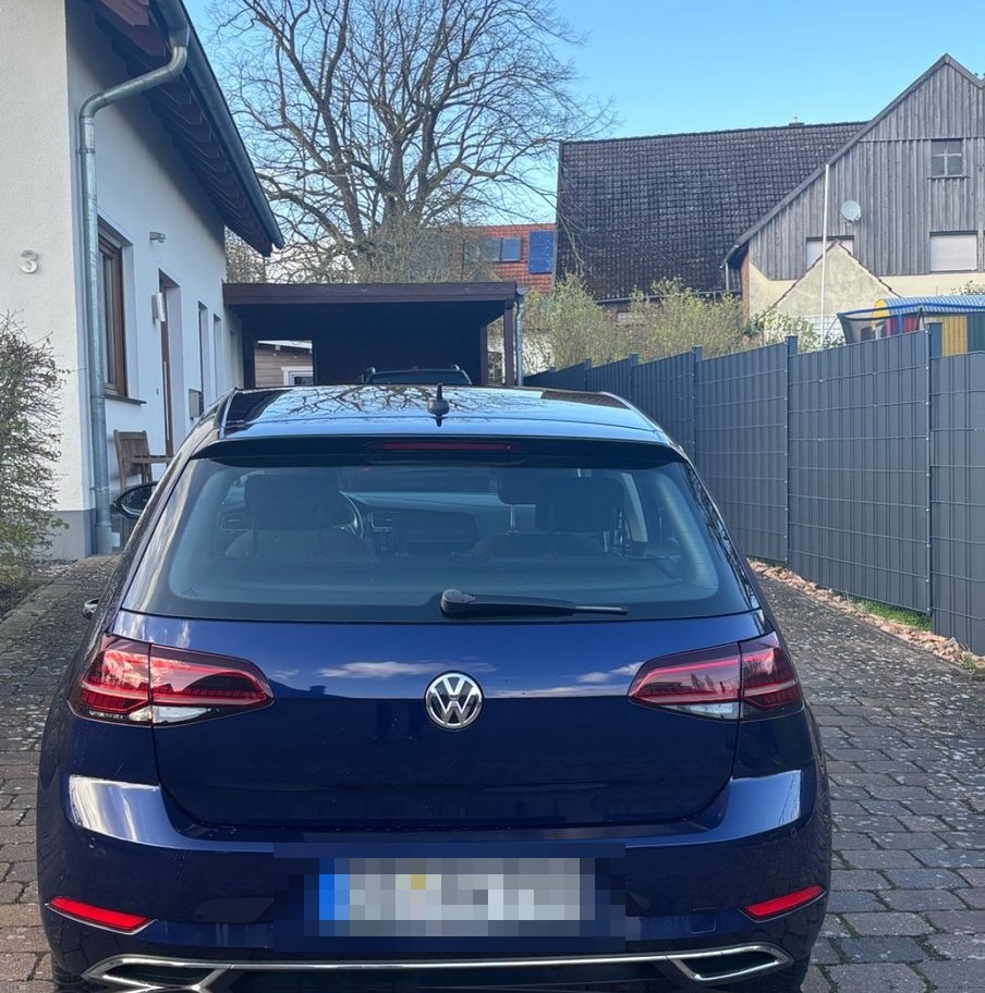 Volkswagen Golf 2.0 TDI SCR DSG Highline Highline foto 2