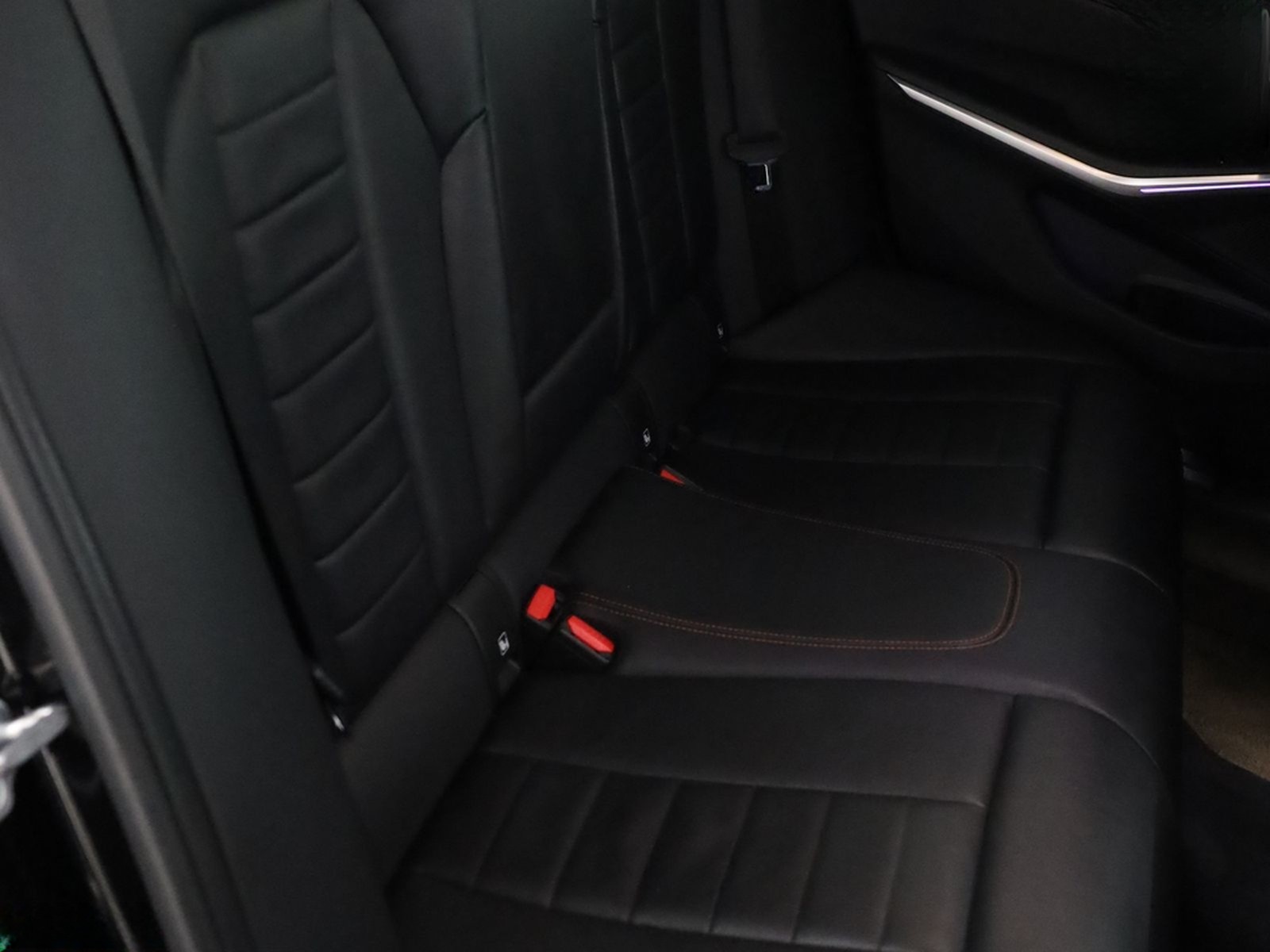 BMW 330 i SPORT LINE EXKLUSIV HEADUP,MEMORY,AMBIENTE foto 12