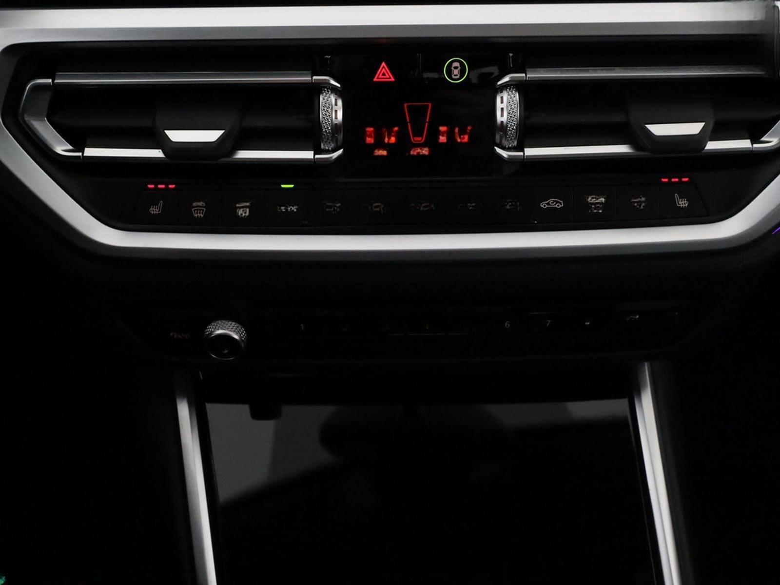 BMW 330 i SPORT LINE EXKLUSIV HEADUP,MEMORY,AMBIENTE foto 19