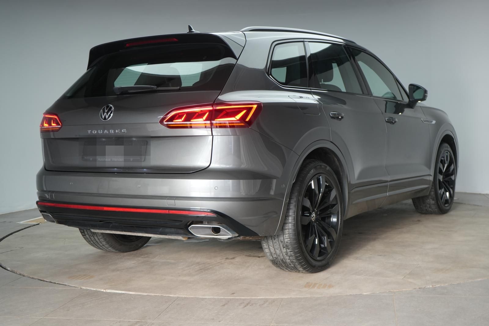 Volkswagen Touareg 3.0 V6 TDI 4Motion R-Line Leder/ACC/Kame foto 4