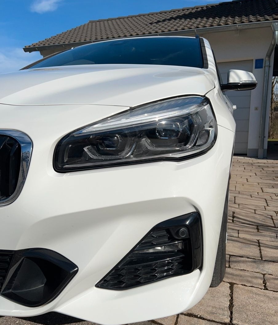 BMW Mod. M Sport, Top Zustand, Garagenfzg, wenig KM foto 2