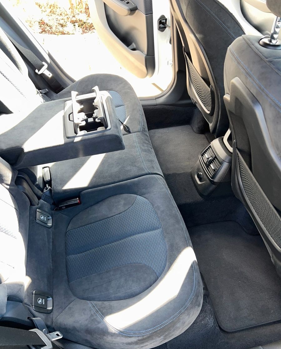 BMW Mod. M Sport, Top Zustand, Garagenfzg, wenig KM foto 6