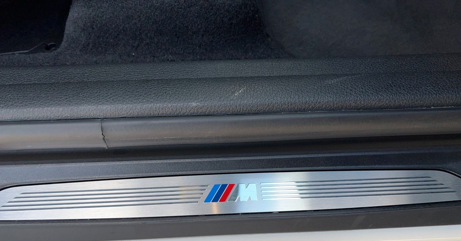 BMW Mod. M Sport, Top Zustand, Garagenfzg, wenig KM foto 8