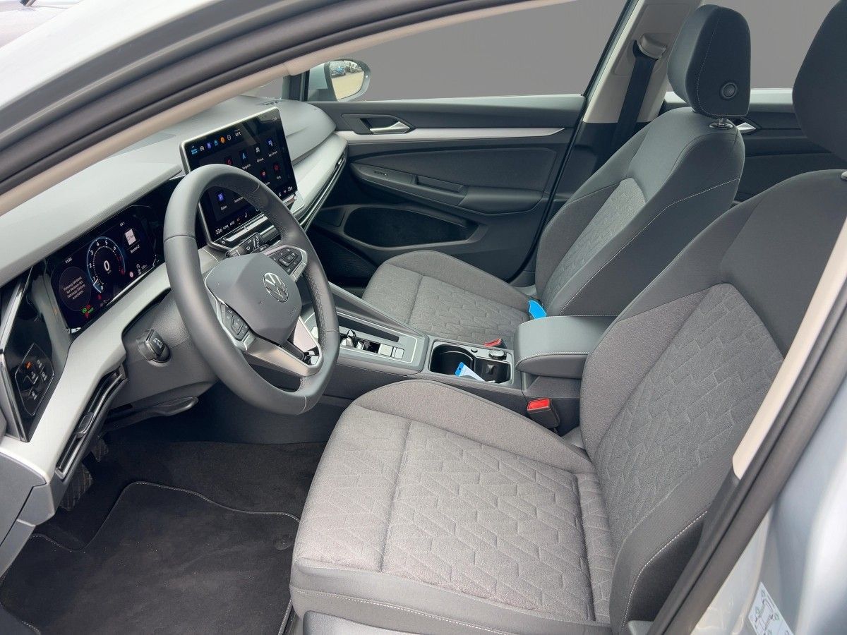 Volkswagen Golf VIII Variant 1.5 eTSI Life DSG LED Navi foto 9