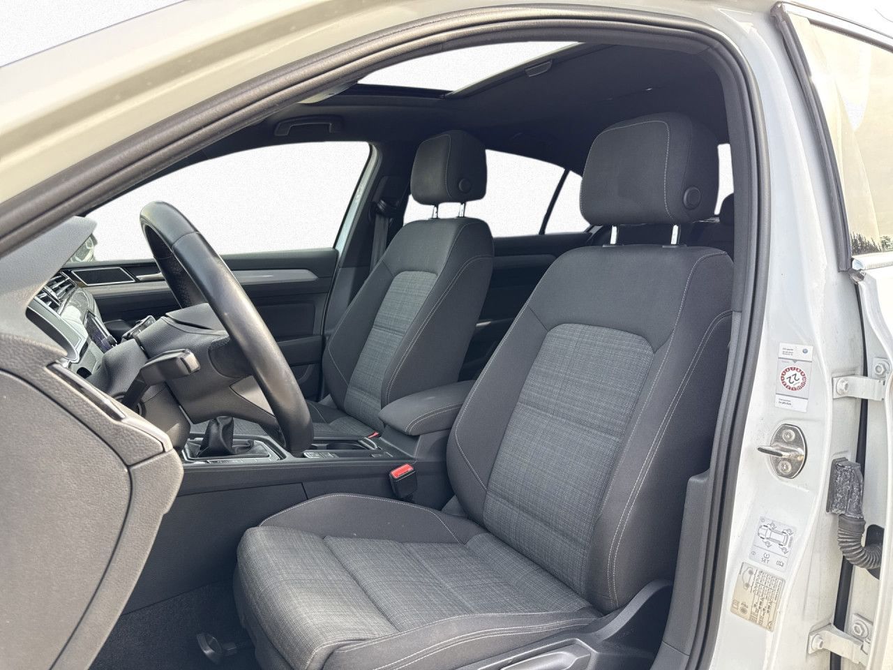 Volkswagen Passat 2.0 TDI foto 12