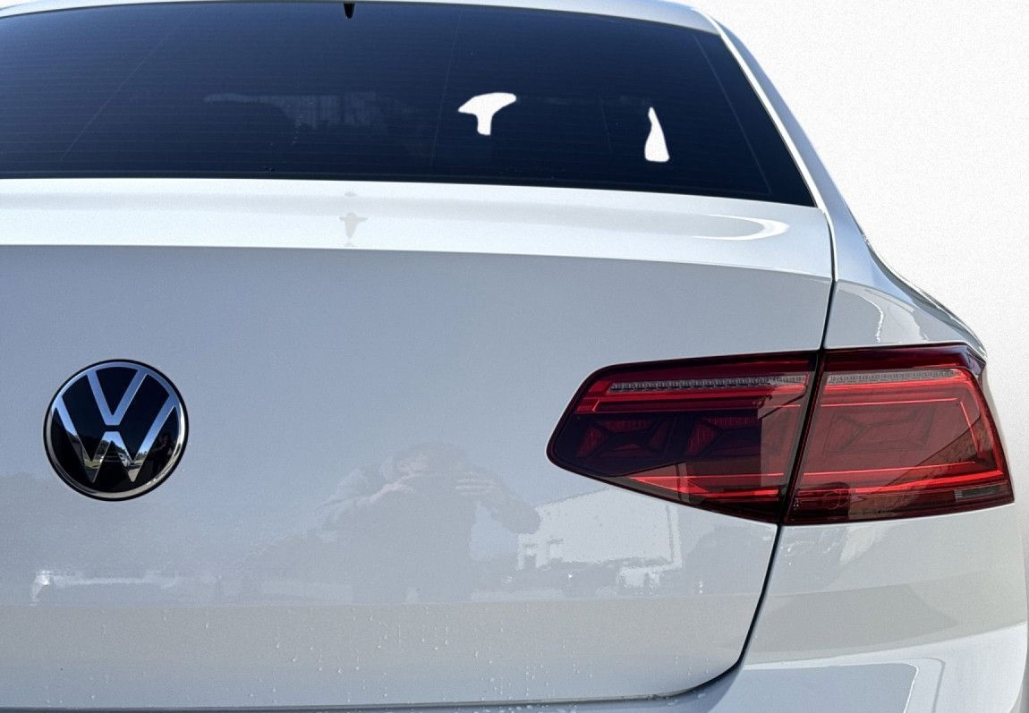 Volkswagen Passat 2.0 TDI foto 9