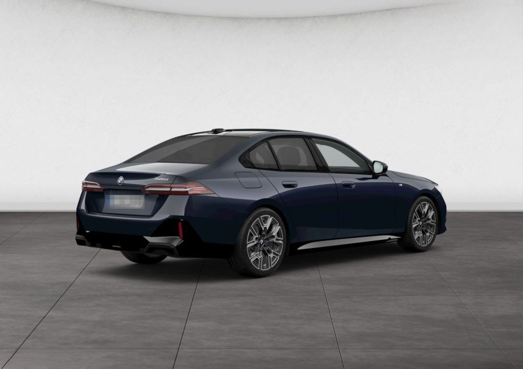 BMW 520d M SPORT Pano H/K Dr.Ass.Plus 360° foto 2