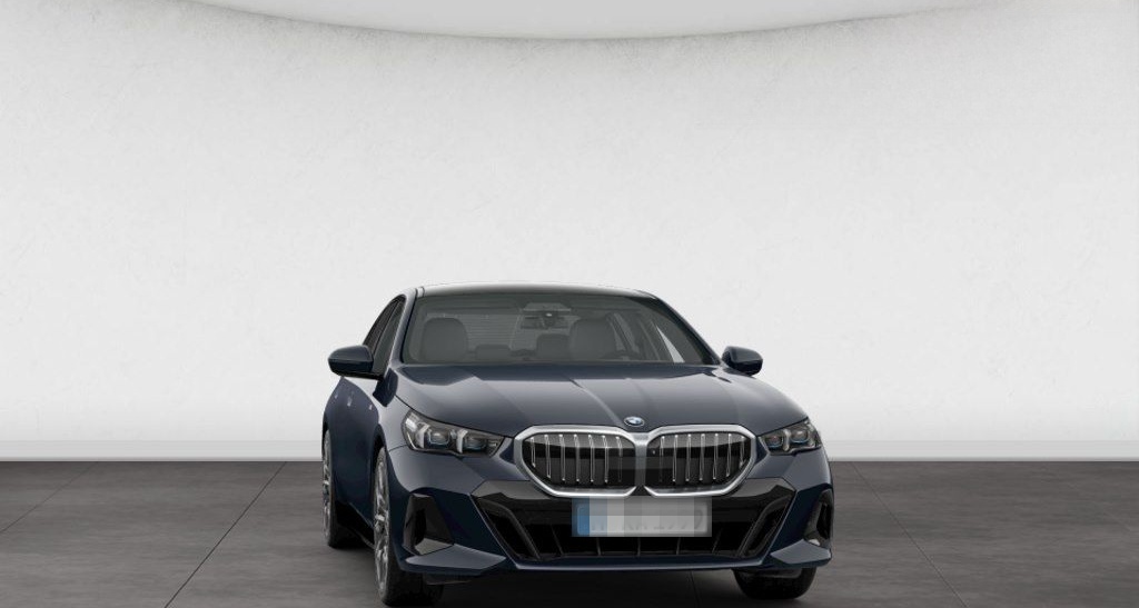 BMW 520d M SPORT Pano H/K Dr.Ass.Plus 360° foto 10