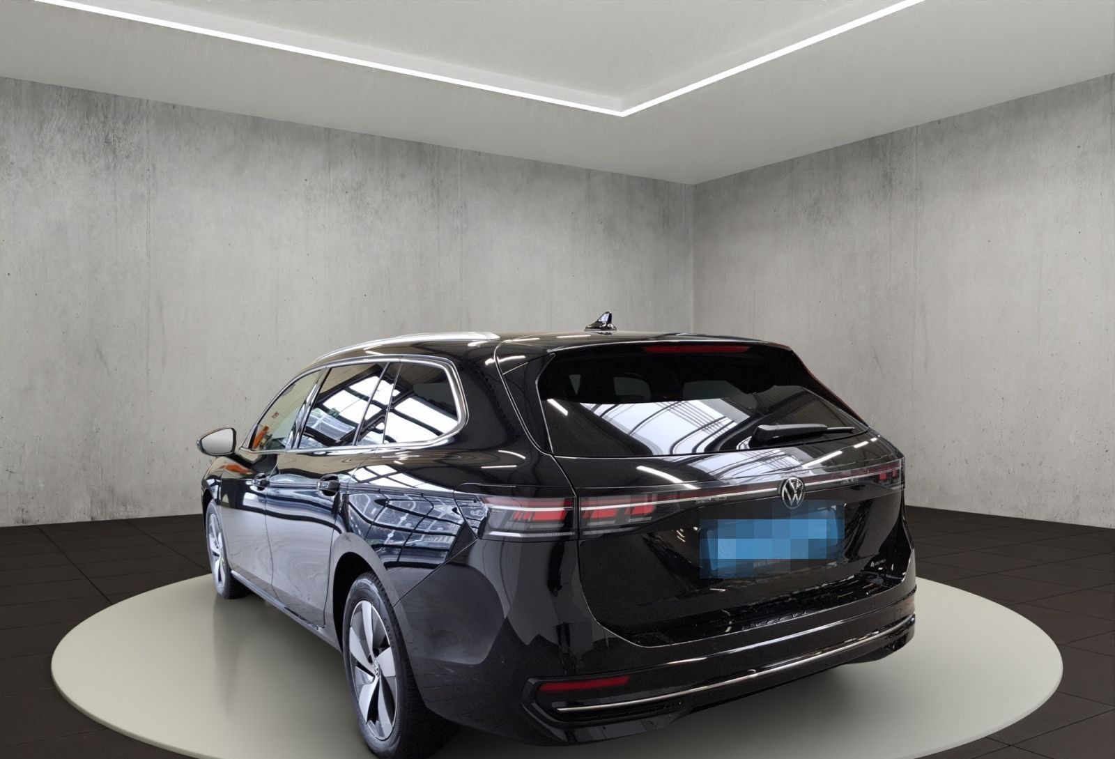 Volkswagen Passat Elegance 2,0 l TDI SCR 4MOTION 14 2 kW (1 foto 3