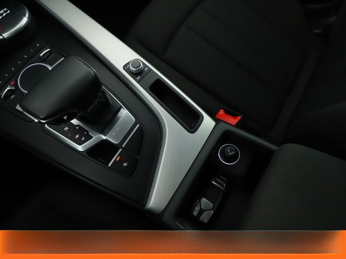 Audi A4 1.4 TFSI ACT Design Aut.*NAVI*XENON*TEMPO*PDC foto 24