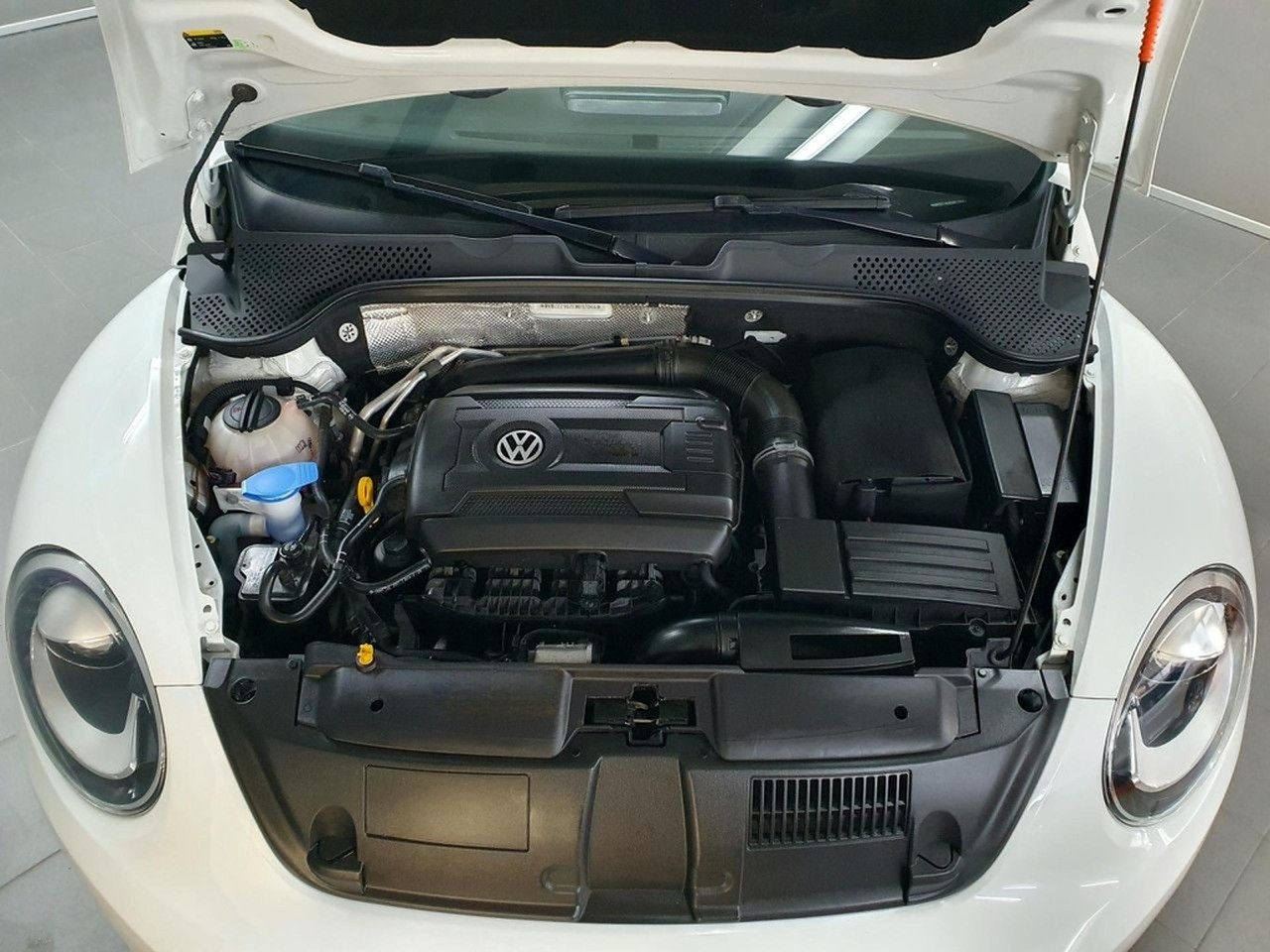 Volkswagen Beetle Cabriolet 2.0TSI DSG 2te Wahl/Leder/Xenon foto 13