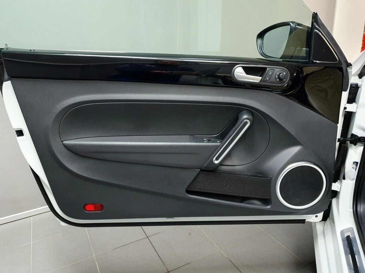 Volkswagen Beetle Cabriolet 2.0TSI DSG 2te Wahl/Leder/Xenon foto 17