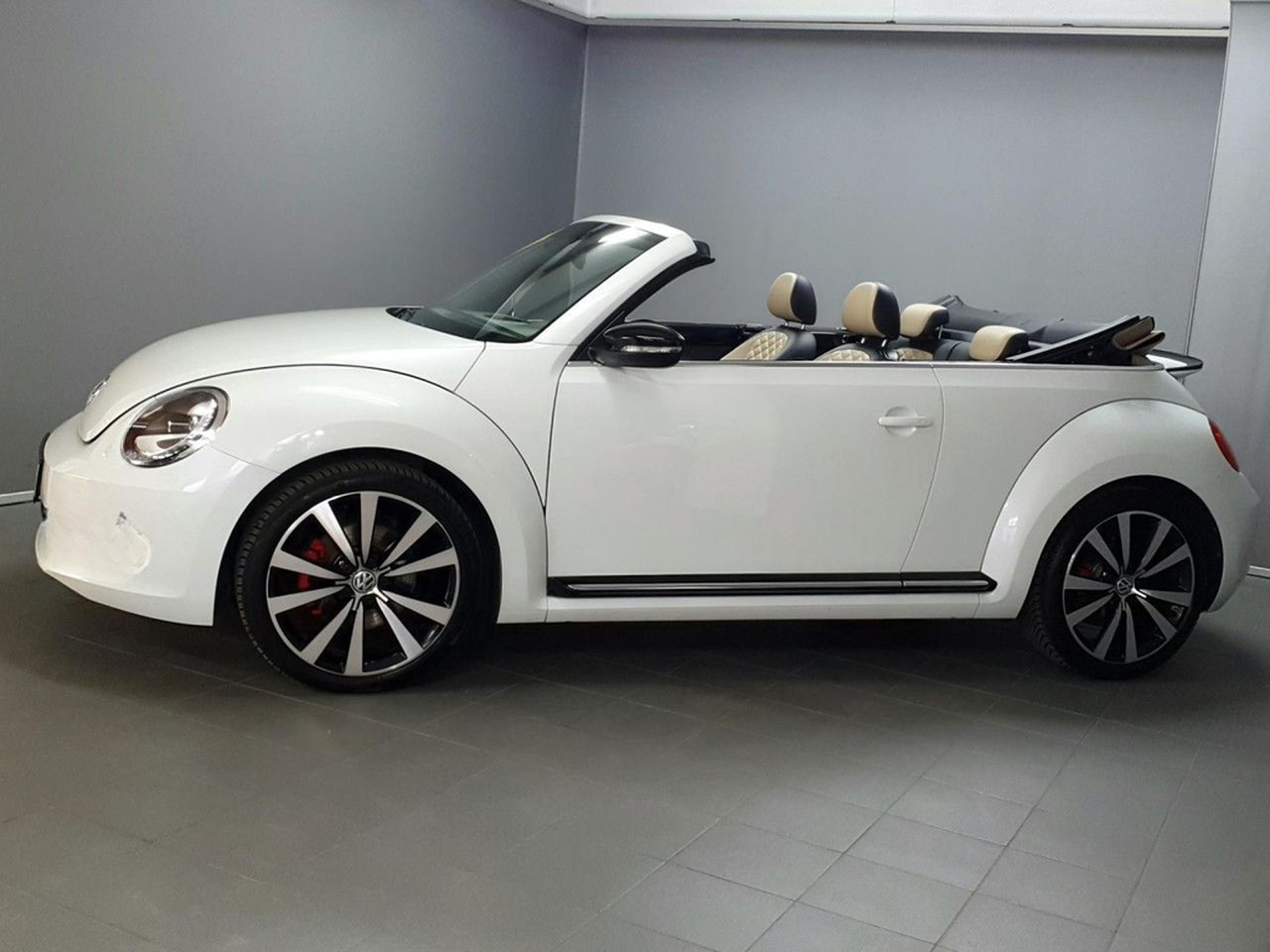 Volkswagen Beetle Cabriolet 2.0TSI DSG 2te Wahl/Leder/Xenon foto 3