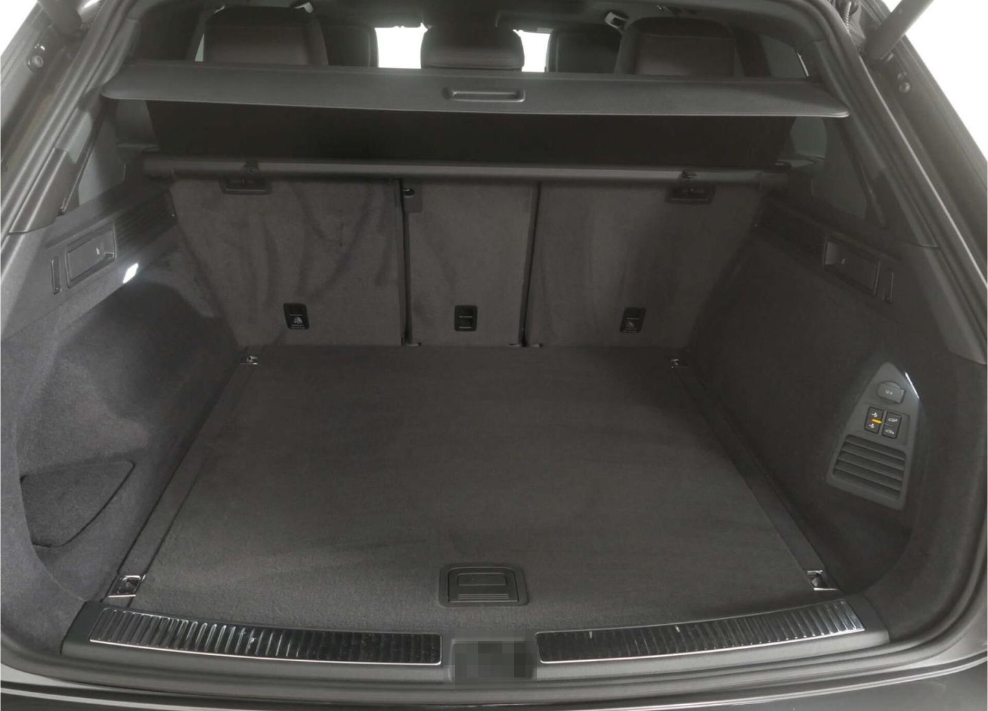 Volkswagen Touareg 3.0 TDI V6 4Motion R-Line Black Style foto 20