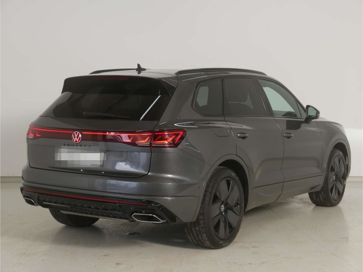 Volkswagen Touareg 3.0 TDI V6 4Motion R-Line Black Style foto 6